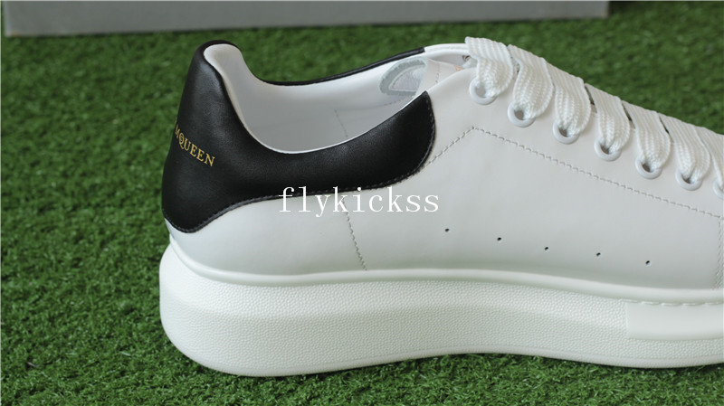 Alexander McQueen Oversized Sneaker White Black